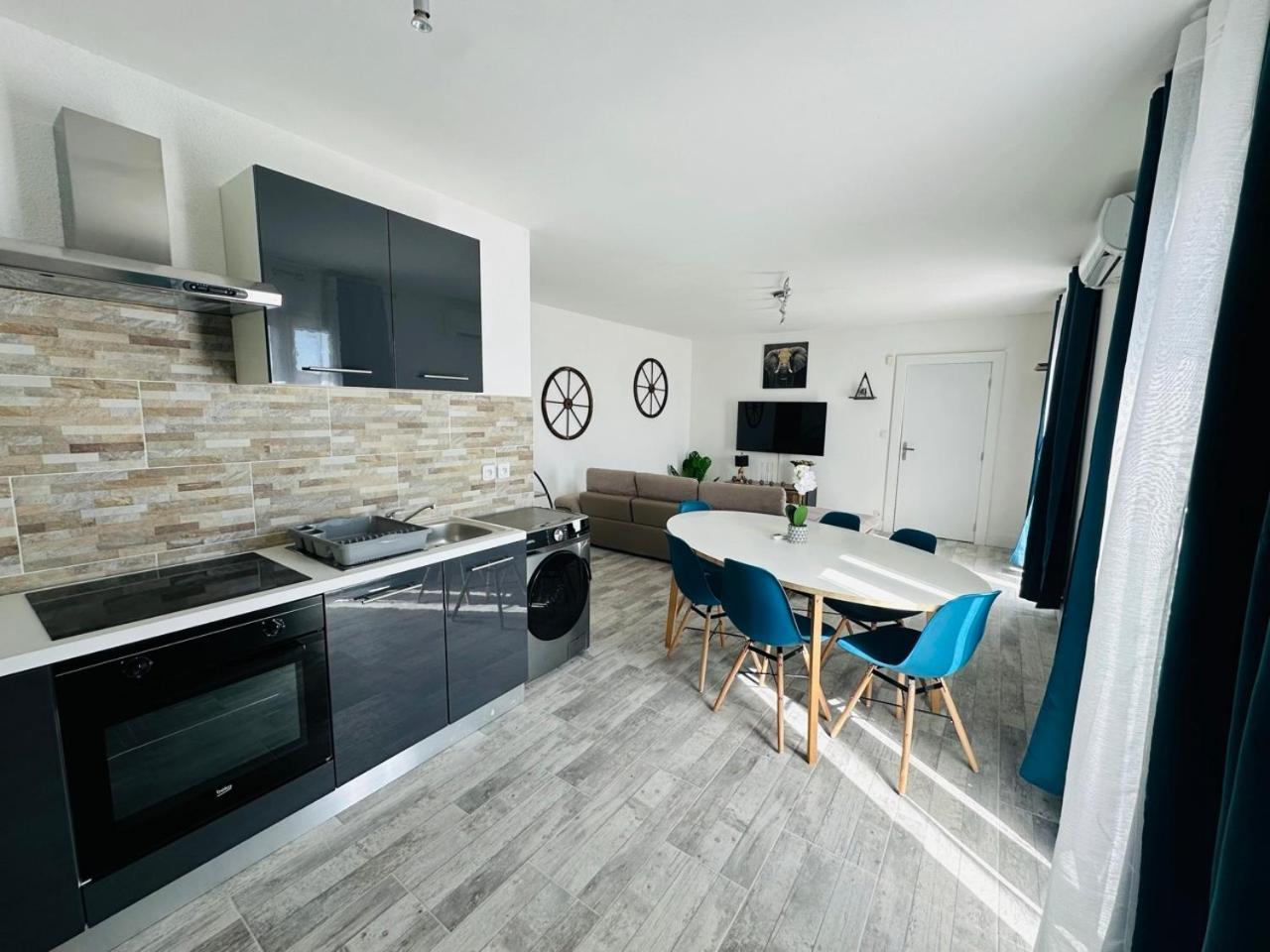 Les Appartements Du Mas - Emeraude Aigues-Mortes Dış mekan fotoğraf