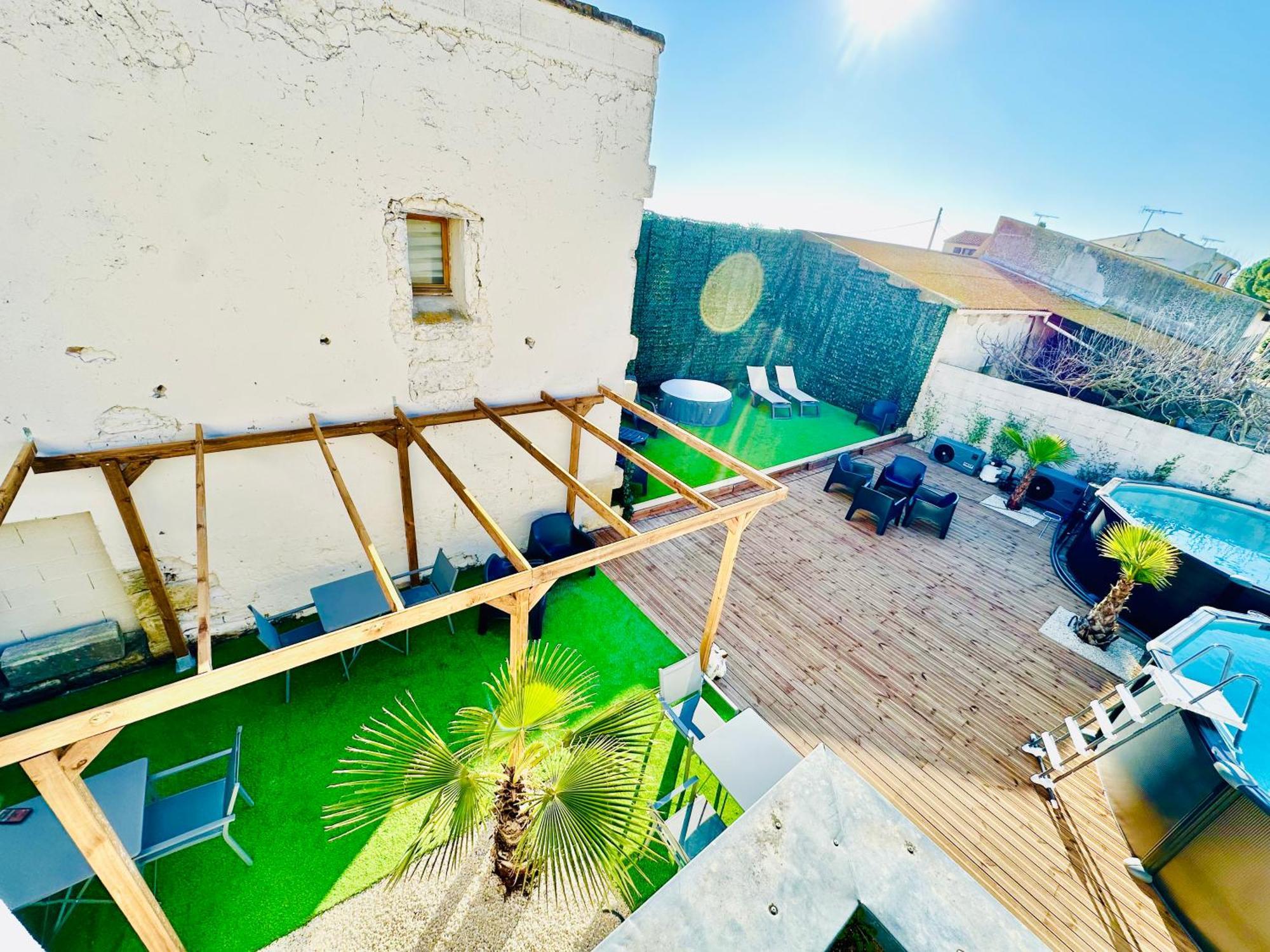 Les Appartements Du Mas - Emeraude Aigues-Mortes Dış mekan fotoğraf