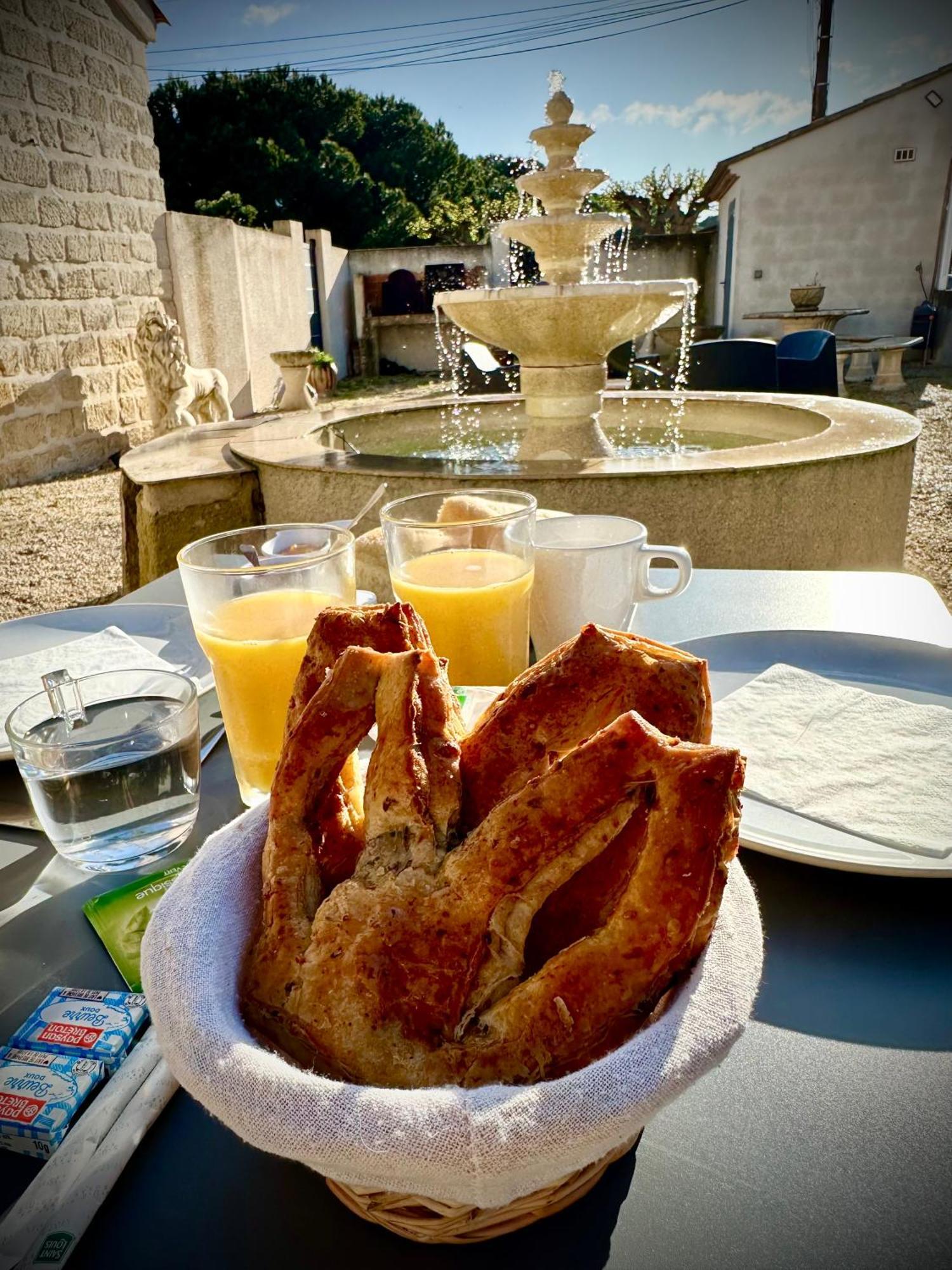 Les Appartements Du Mas - Emeraude Aigues-Mortes Dış mekan fotoğraf