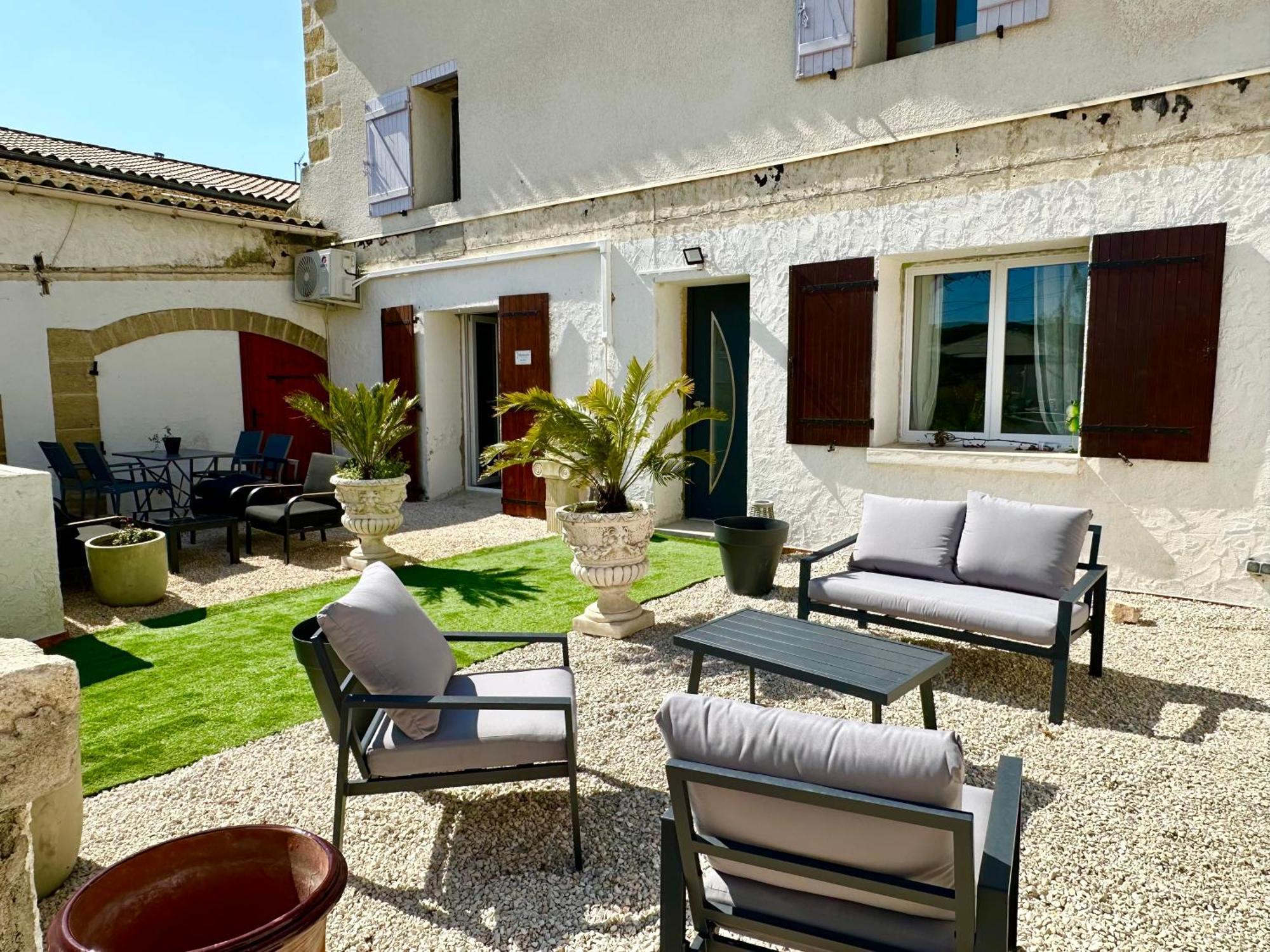 Les Appartements Du Mas - Emeraude Aigues-Mortes Dış mekan fotoğraf
