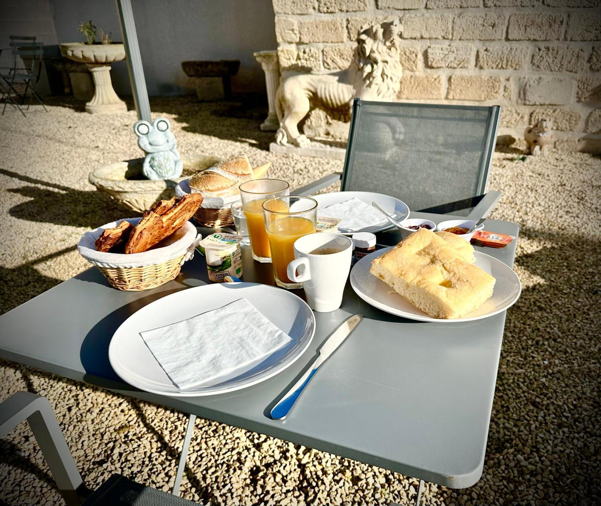 Les Appartements Du Mas - Emeraude Aigues-Mortes Dış mekan fotoğraf